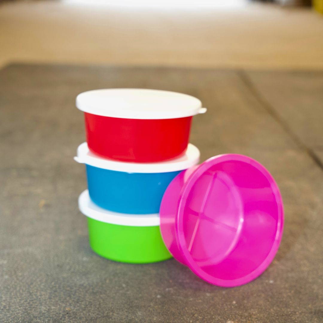 Mini 1 Gallon Small Horse Feed Storage, Treat, & Supplement Bowl with Snap-Lid