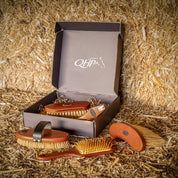 Royal Wooden Grooming Set
