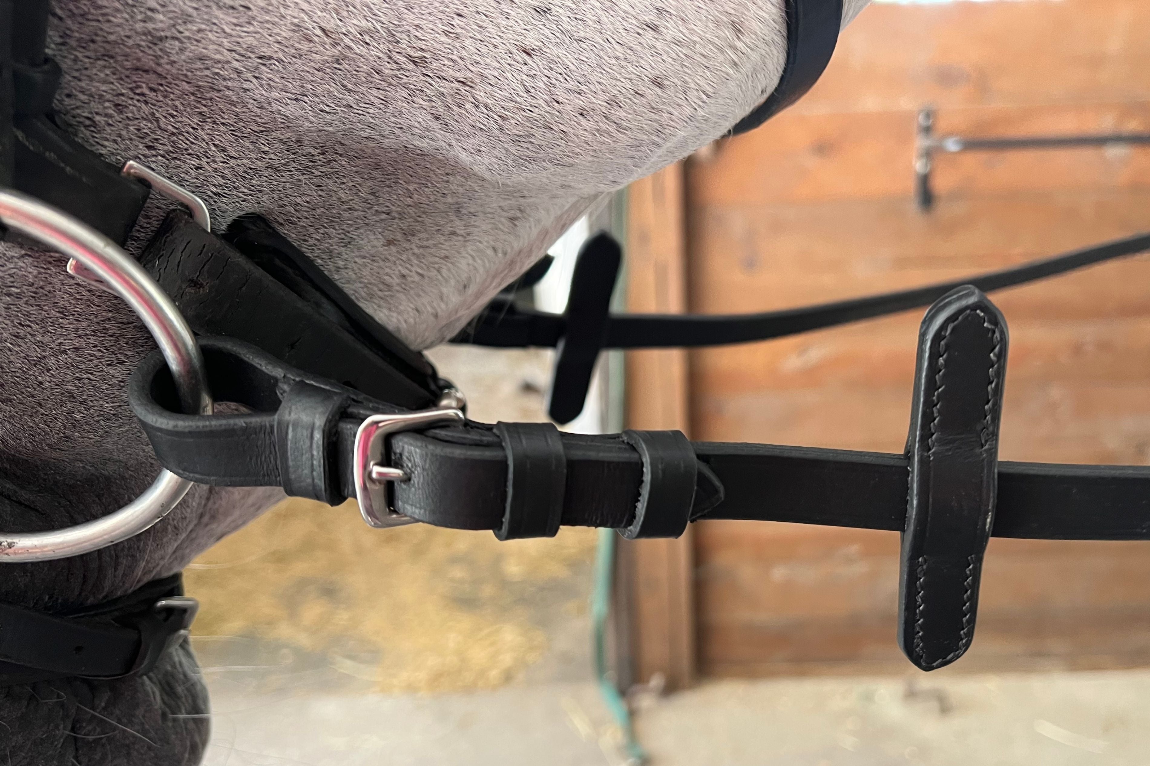 Rênes Super Grip - Rênes en caoutchouc lourd pour une prise en main ultime - Arrêts de main à 12,7 cm de distance.